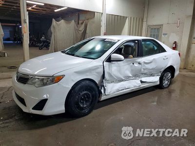 2013 TOYOTA CAMRY L 4T4BF1FKXDR304572 - główne zdjęcie licytacji z USA - miniatura