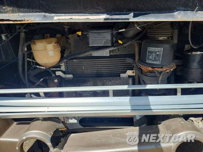 Zdjęcie 7 z 10 samochodu: 2004 FORD SCOTTSDALE RV VIN:1F6NF53S340A13302 - miniatura