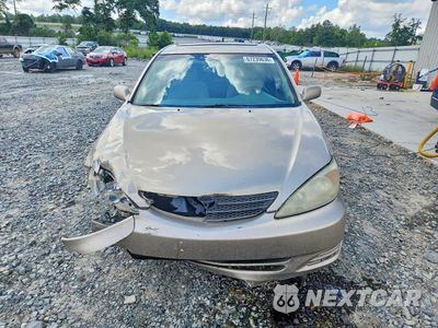Piąte zdjęcie samochodu w środku: 2002 TOYOTA CAMRY LE VIN:4T1BE32K72U554895 - miniatura