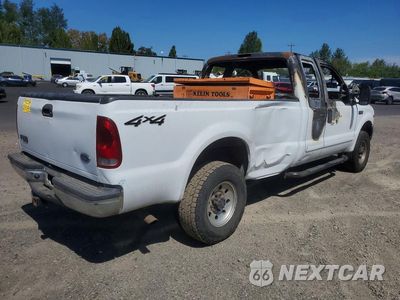 Trzecie zdjęcie samochodu z tyłu: 2001 FORD F250 SUPER DUTY VIN:1FTNX21L91EC70791 - miniatura