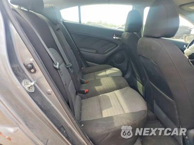 Zdjęcie 10 z 12 samochodu: 2015 KIA FORTE EX VIN:KNAFX4A81F5263673 - miniatura