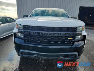 Piąte zdjęcie samochodu w środku: 2019 CHEVROLET SILVERADO C1500 VIN:3GCNWAEHXKG210130 - miniatura