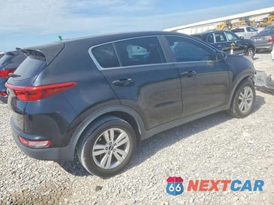 Trzecie zdjęcie samochodu z tyłu: 2019 KIA SPORTAGE LX VIN:KNDPM3AC1K7515015 - miniatura