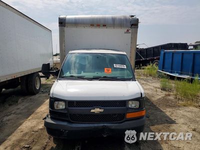 Piąte zdjęcie samochodu w środku: 2014 CHEVROLET EXPRESS BOX TRUCK VIN:1GB3G4BG0E1201140 - miniatura