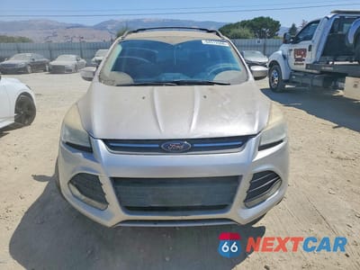 Piąte zdjęcie samochodu w środku: 2014 FORD ESCAPE SE VIN:1FMCU0GX3EUA85044 - miniatura