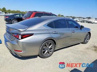 Trzecie zdjęcie samochodu z tyłu: 2019 LEXUS ES 350 VIN:58ABZ1B11KU026410 - miniatura