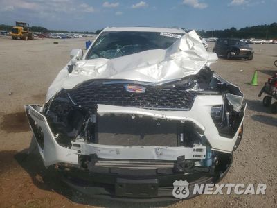 Piąte zdjęcie samochodu w środku: 2024 CADILLAC XT4 LUXURY VIN:1GYFZBR43RF221758 - miniatura