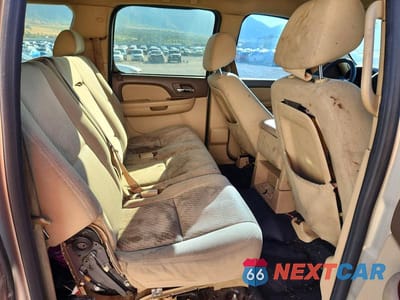 Zdjęcie 10 z 12 samochodu: 2010 GMC YUKON XL VIN:1GKUKHE31AR155140 - miniatura