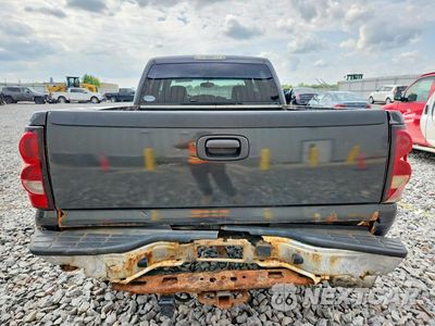 Zdjęcie 6 z 12 samochodu: 2005 CHEVROLET SILVERADO K2500 HEAVY DUTY VIN:1GCHK23285F898616 - miniatura