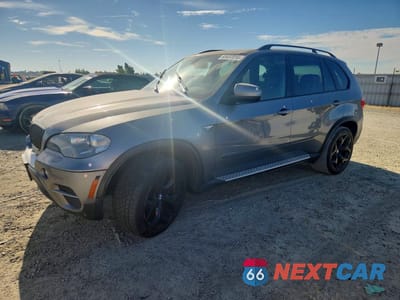 2012 BMW X5 XDRIVE35I 5UXZV4C50CL747624 - główne zdjęcie licytacji z USA - miniatura