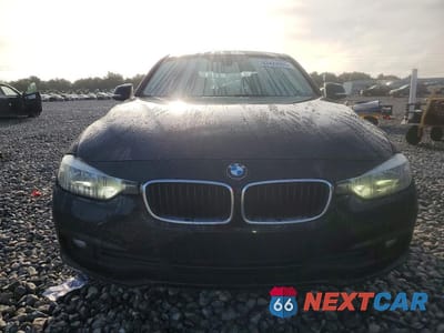 Piąte zdjęcie samochodu w środku: 2016 BMW 320 I VIN:WBA8E1G57GNU11644 - miniatura