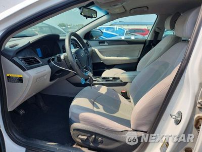 Zdjęcie 7 z 13 samochodu: 2016 HYUNDAI SONATA SPORT VIN:5NPE34AFXGH296097 - miniatura