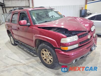Czwarte zdjęcie samochodu z boku: 2005 CHEVROLET TAHOE K1500 VIN:1GNEK13T15R181003 - miniatura