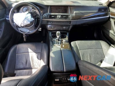 Zdjęcie 8 z 12 samochodu: 2016 BMW 528 I VIN:WBA5A5C55GD527670 - miniatura