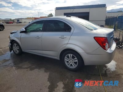 Drugie zdjęcie samochodu z przodu: 2015 CHEVROLET SONIC LT VIN:1G1JC5SH3F4200506 - miniatura