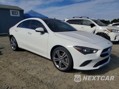 Czwarte zdjęcie samochodu z boku: 2021 MERCEDES-BENZ CLA 250 VIN:W1K5J4GB0MN190852 - miniatura