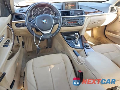Zdjęcie 8 z 12 samochodu: 2015 BMW 328 I SULEV VIN:WBA3C1C57FP851212 - miniatura