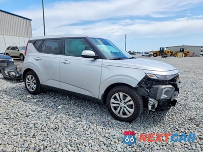 Czwarte zdjęcie samochodu z boku: 2021 KIA SOUL LX VIN:KNDJ23AU3M7781952 - miniatura