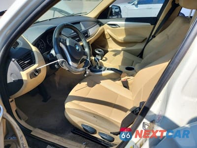 Zdjęcie 7 z 12 samochodu: 2014 BMW X1 SDRIVE28I VIN:WBAVM1C5XEVW51635 - miniatura