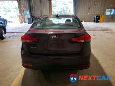 Zdjęcie 6 z 12 samochodu: 2018 KIA FORTE LX VIN:3KPFL4A77JE232642 - miniatura