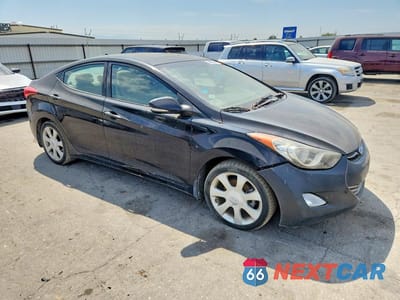 Czwarte zdjęcie samochodu z boku: 2013 HYUNDAI ELANTRA LIMITED VIN:KMHDH4AE2DU686970 - miniatura