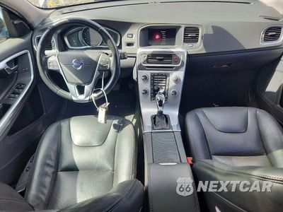 Zdjęcie 8 z 14 samochodu: 2018 VOLVO V60 CROSS COUNTRY PREMIER VIN:YV440MWK1J2055335 - miniatura