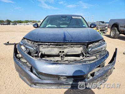 Piąte zdjęcie samochodu w środku: 2022 HONDA CIVIC 4D LX VIN:JHMFE1F70NX010143 - miniatura