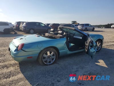 Trzecie zdjęcie samochodu z tyłu: 2002 FORD THUNDERBIRD VIN:1FAHP60A52Y128738 - miniatura