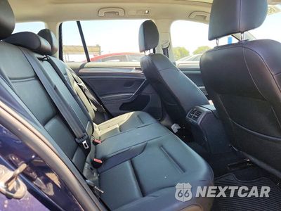 Zdjęcie 11 z 13 samochodu: 2017 VOLKSWAGEN GOLF ALLTRACK S VIN:3VWH17AU1HM511250 - miniatura