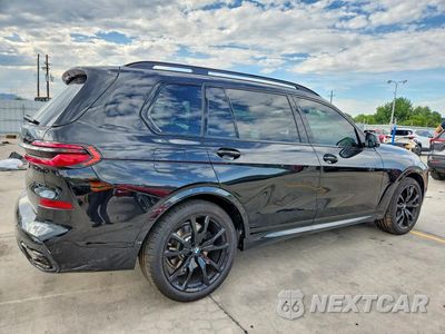 Trzecie zdjęcie samochodu z tyłu: 2026 BMW X7 XDRIVE40I VIN:5UX23EM08T9270020 - miniatura