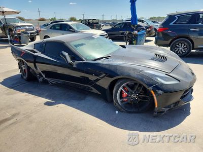 Czwarte zdjęcie samochodu z boku: 2014 CHEVROLET CORVETTE STINGRAY 3LT VIN:1G1YE2D75E5134478 - miniatura