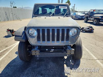 Piąte zdjęcie samochodu w środku: 2018 JEEP WRANGLER UNLIMITED SPORT VIN:1C4HJXDG1JW290943 - miniatura