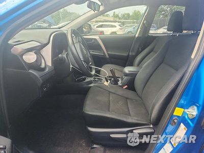 Zdjęcie 7 z 13 samochodu: 2017 TOYOTA RAV4 LE VIN:JTMBFREV9HJ709435 - miniatura