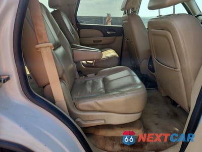Zdjęcie 10 z 12 samochodu: 2008 GMC YUKON DENALI VIN:1GKFK63868J135258 - miniatura