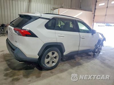 Trzecie zdjęcie samochodu z tyłu: 2020 TOYOTA RAV4 XLE VIN:2T3W1RFV0LC035721 - miniatura