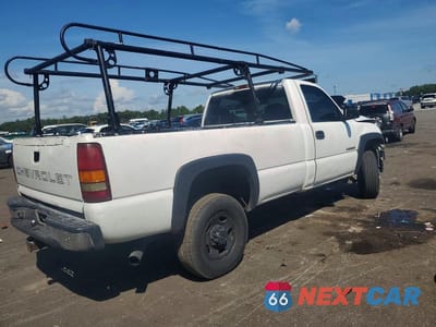 Trzecie zdjęcie samochodu z tyłu: 2002 CHEVROLET SILVERADO C2500 HEAVY DUTY VIN:1GCHC24U32Z259888 - miniatura