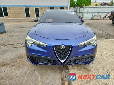 Piąte zdjęcie samochodu w środku: 2021 ALFA ROMEO STELVIO TI VIN:ZASPAKBN5M7D14781 - miniatura