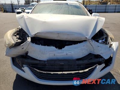 Piąte zdjęcie samochodu w środku: 2016 HYUNDAI ELANTRA SE VIN:5NPDH4AE9GH772022 - miniatura