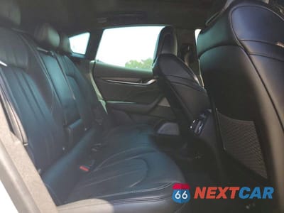Zdjęcie 11 z 13 samochodu: 2019 MASERATI LEVANTE GTS VIN:ZN661ZUA0KX320314 - miniatura