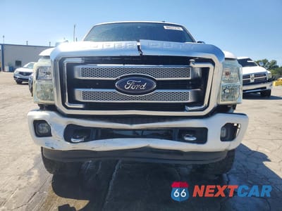 Piąte zdjęcie samochodu w środku: 2016 FORD F250 SUPER DUTY VIN:1FT7W2BT5GEB48111 - miniatura
