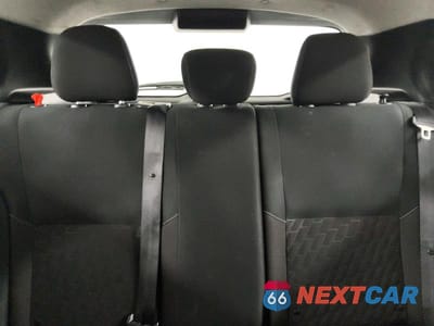 Zdjęcie 10 z 14 samochodu: 2022 NISSAN KICKS SV VIN:3N1CP5CV4NL505775 - miniatura