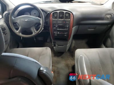 Zdjęcie 8 z 14 samochodu: 2006 CHRYSLER TOWN & COUNTRY VIN:1A4GP45R96B603884 - miniatura
