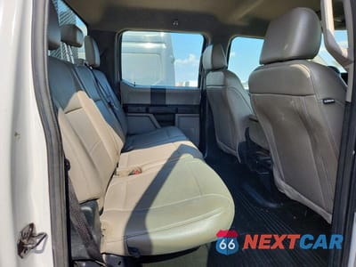 Zdjęcie 10 z 12 samochodu: 2020 FORD F350 SUPER DUTY VIN:1FD8W3H61LEC19550 - miniatura
