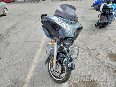 Drugie zdjęcie samochodu z przodu: 2010 HARLEY-DAVIDSON FLHX VIN:1HD1KB413AB651186 - miniatura