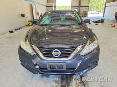 Piąte zdjęcie samochodu w środku: 2016 NISSAN ALTIMA 2.5 S VIN:1N4AL3AP2GC254106 - miniatura