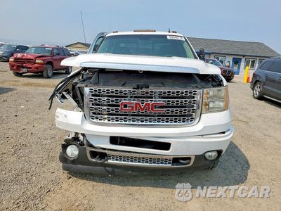 Piąte zdjęcie samochodu w środku: 2011 GMC SIERRA K3500 DENALI VIN:1GT426C84BF233699 - miniatura
