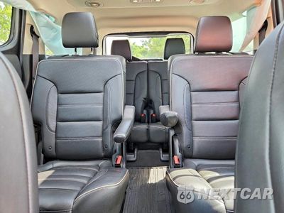 Zdjęcie 10 z 13 samochodu: 2019 GMC ACADIA DENALI VIN:1GKKNXLS0KZ198226 - miniatura