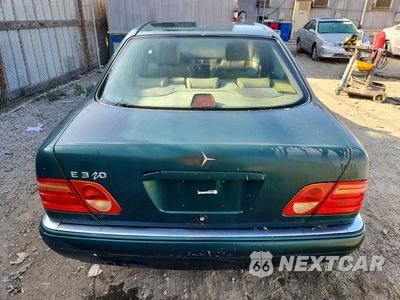 Zdjęcie 6 z 12 samochodu: 1996 MERCEDES-BENZ E 320 VIN:WDBJF55F2TJ019255 - miniatura