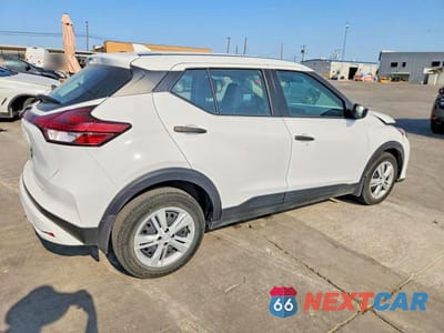 Trzecie zdjęcie samochodu z tyłu: 2024 NISSAN KICKS S VIN:3N1CP5BV2RL583429 - miniatura