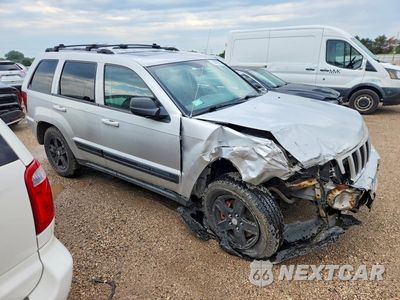Czwarte zdjęcie samochodu z boku: 2006 JEEP GRAND CHEROKEE LAREDO VIN:1J4GR48K56C173032 - miniatura